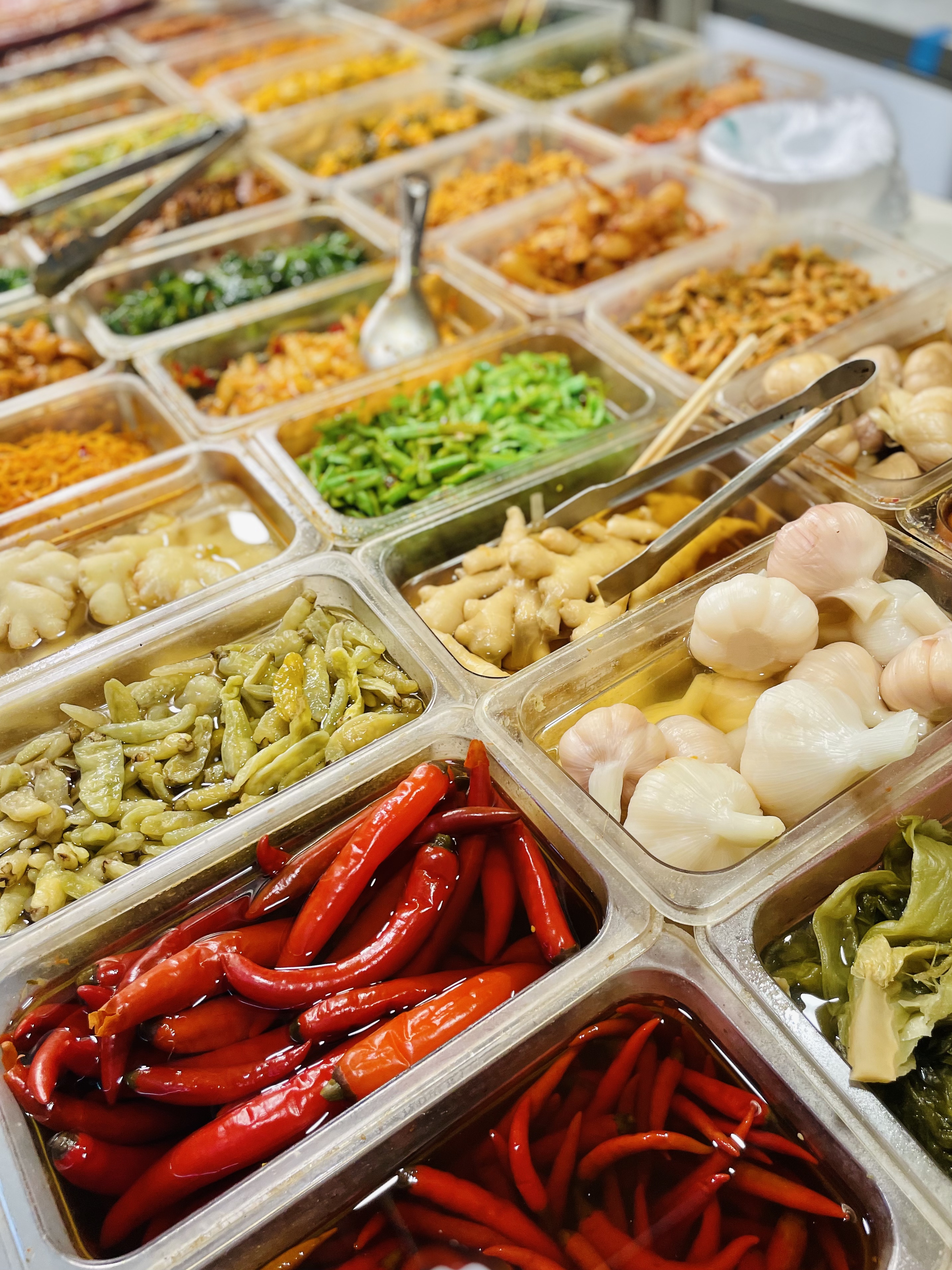 Chengdu: Private Local Market Tour & Snack Making — photo 7